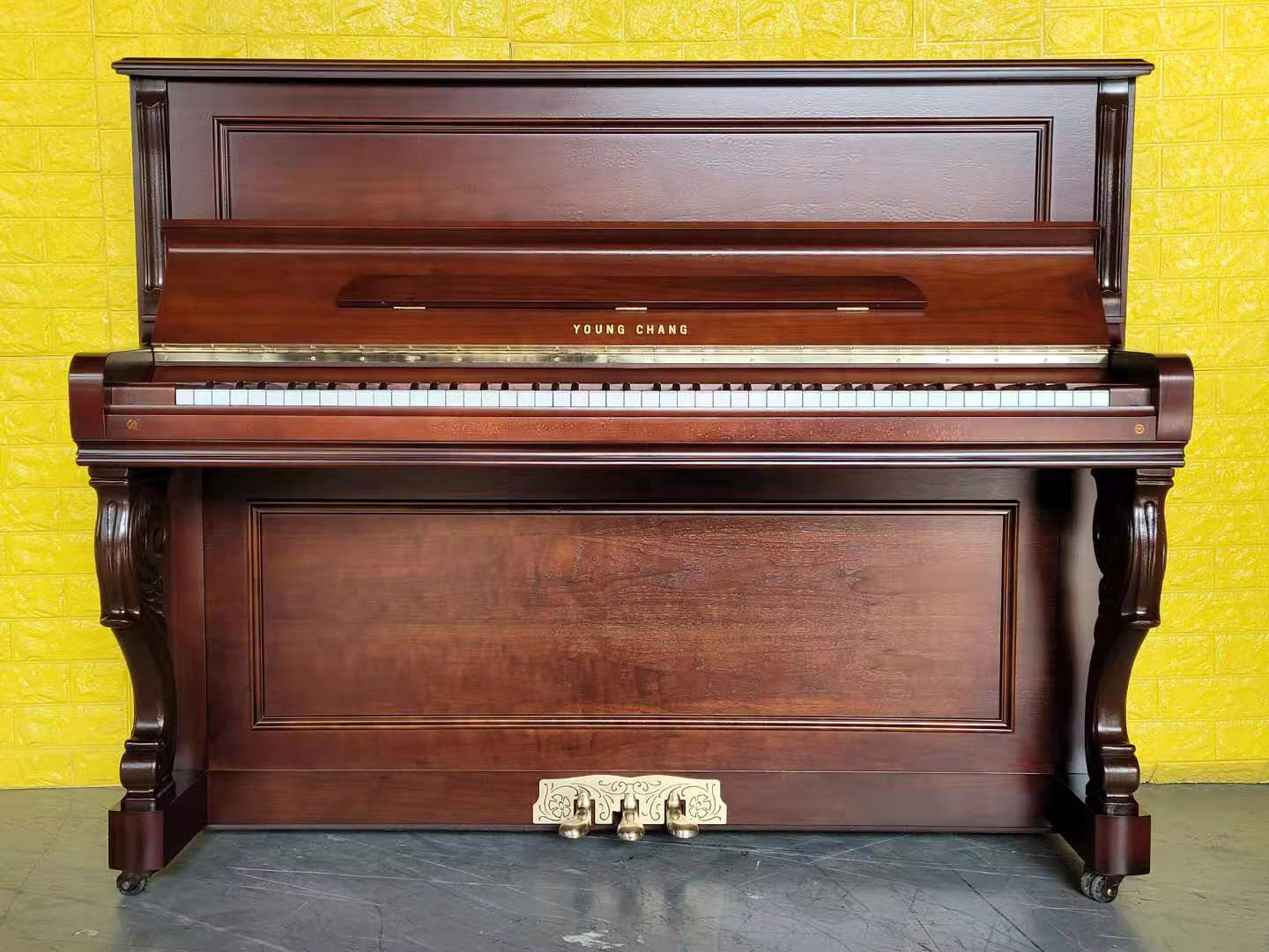 韓國原裝二手鋼琴英昌u121立式三益日本進口專業(yè)演奏考級學生用