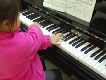 圖 上海學鋼琴 上海少兒學鋼琴 鋼琴零基礎 上海文體培訓