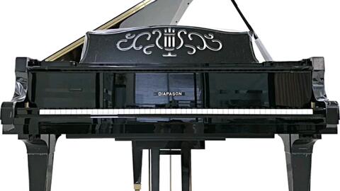 卡瓦依KAWAI卡哇伊GM12G長150厘米,寬150厘米,高102厘米,重268KG,日本原裝進口三角鋼琴。#鋼琴 #鋼琴選購 #三角鋼琴